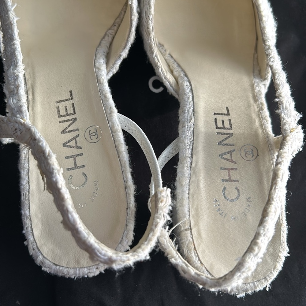 Chanel Tweed Cream/White Black Captoe Slingbacks EU 39C - Picture 10 of 14